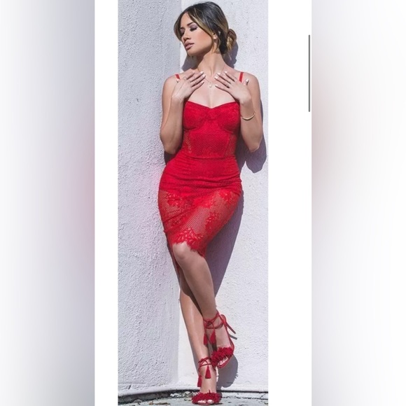 Steve Madden | Suede Sassey Two Piece Fringe Sandals - Picture 4 of 13